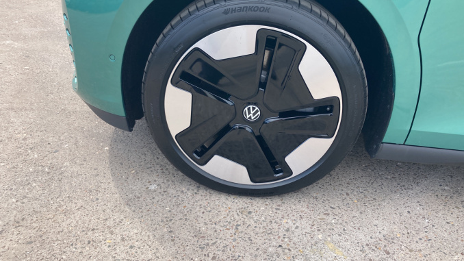 Volkswagen ID. Buzz 210kW Style Pro 86kWh 5dr LWB Auto [7St/Design+] Electric Estate - Image 33